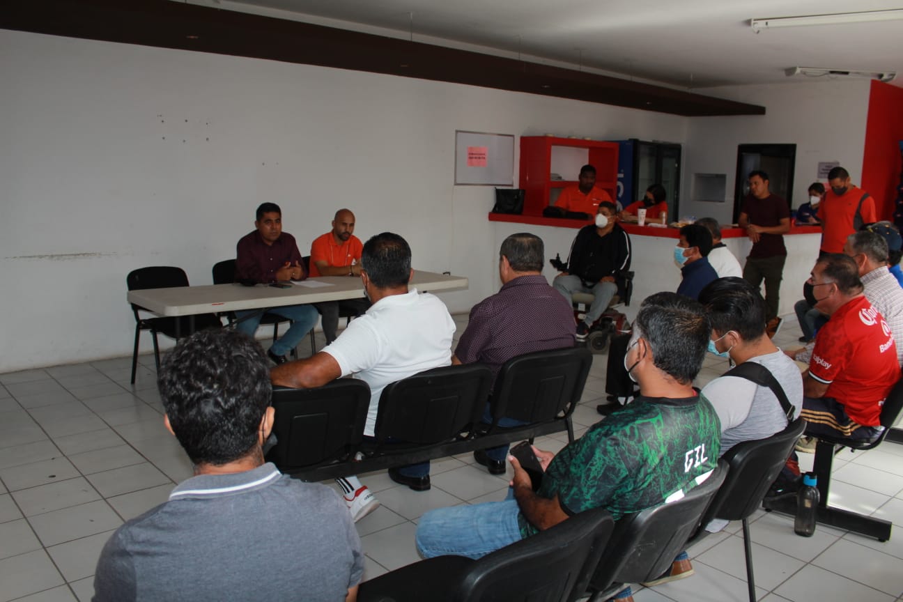 Fructífera reunión del director del IMDEC con promotores deportivos