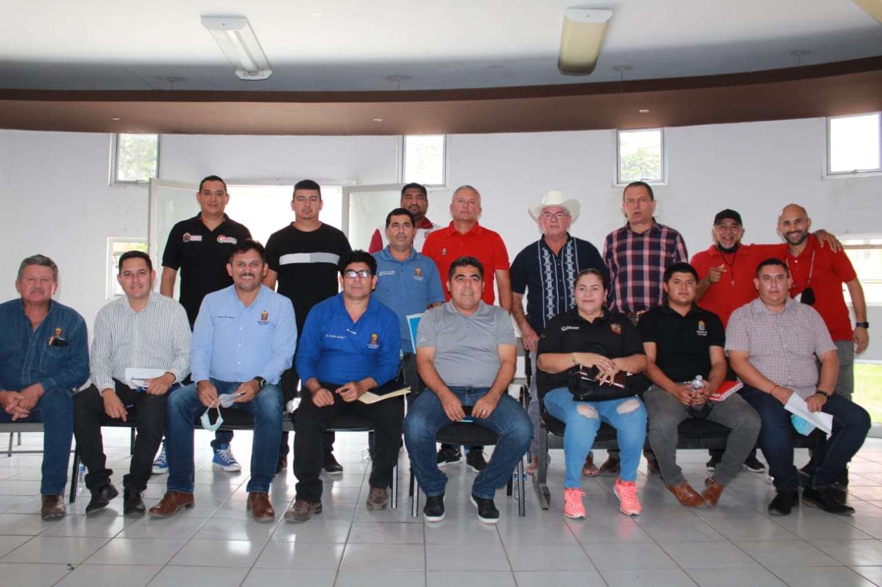 ¡Todo listo! Director del IMDEC anuncia el primer torneo de voleibol de tercias intersindicaturas