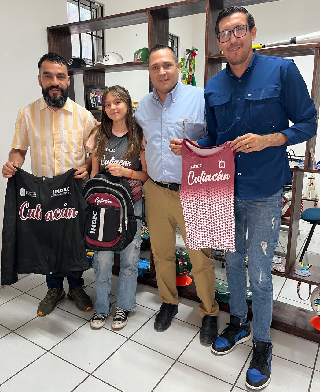 Recibe director del IMDEC a paraatleta Valeria Arredondo