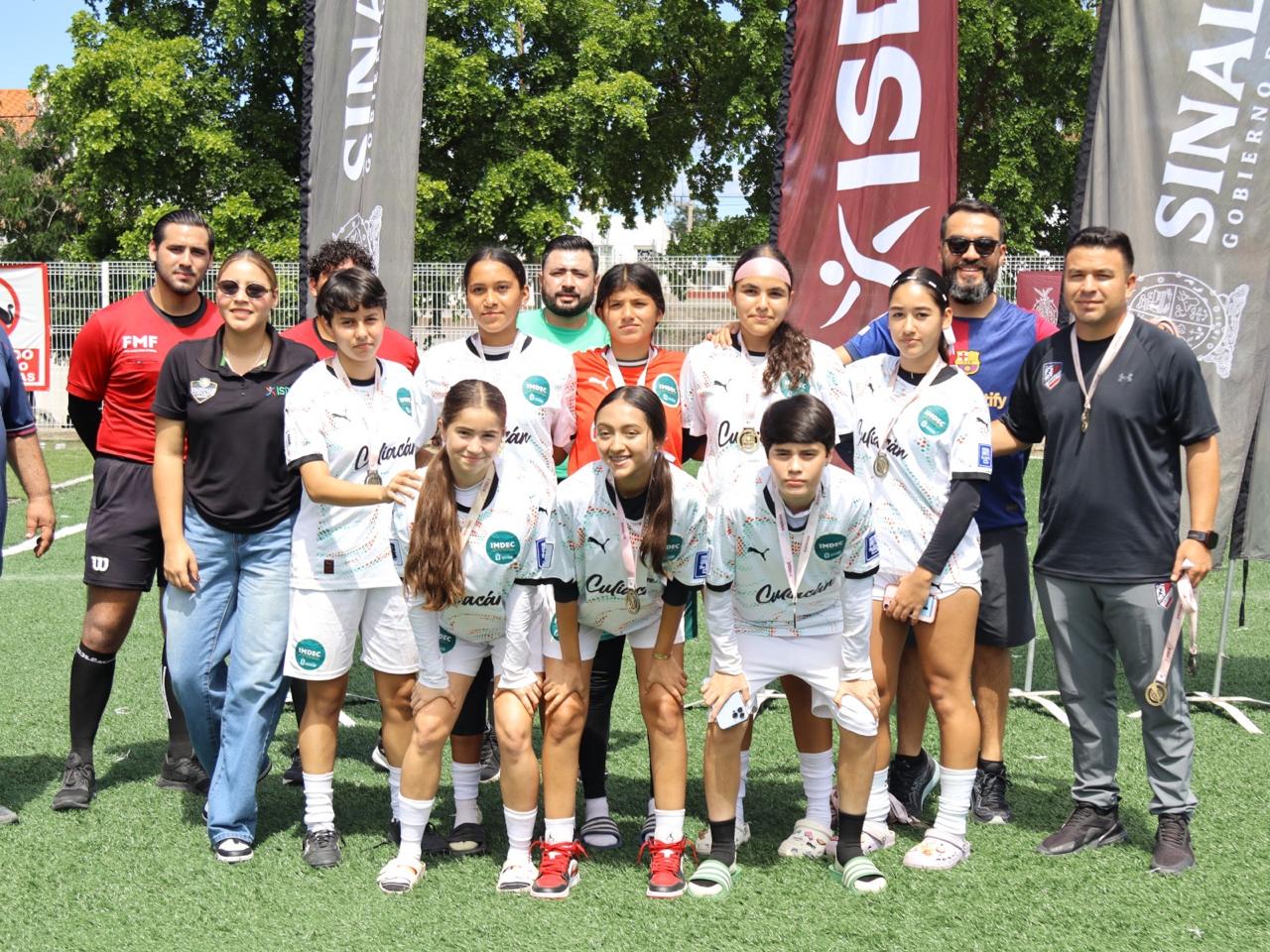 Cumple Culiacán en Estatal del futbol 6x6 de los Juegos Nacionales Populares 2025; logra tres boletos